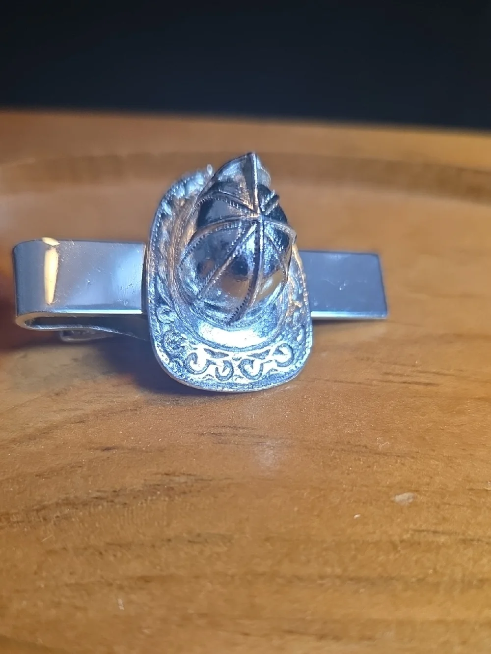 Hook Fast Providence R I Silver-tone Firefighter Helmet Tie Clip -